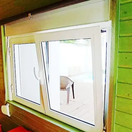Private Small Studio In Costa De Caparica Exterior photo