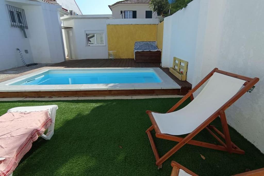 Private Small In Costa da Caparica